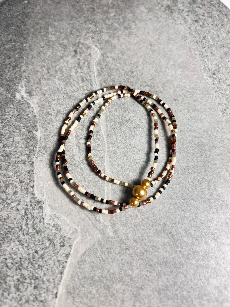 Multi Colored Continuous Wrap Stack