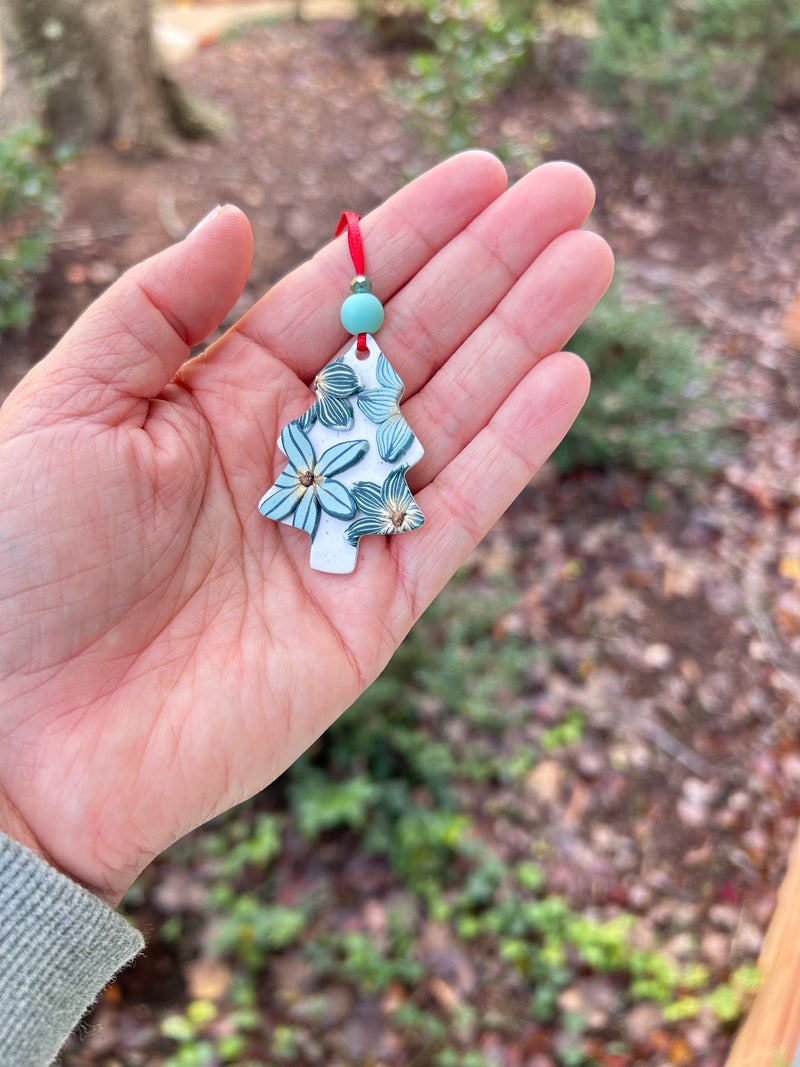IGP Giving Tuesday Ornament