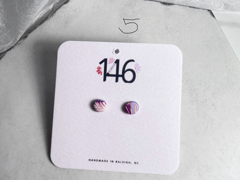 Tiny Floral Pattern Stud