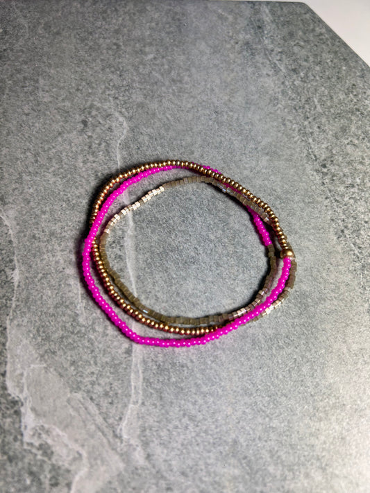 Multi Colored Continuous Wrap Stack